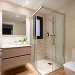 Апартаменты Modern Building *