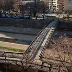 Modern Building Жирона
