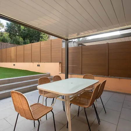 Modern Apartments In One Building, In The Heart Of Girona *