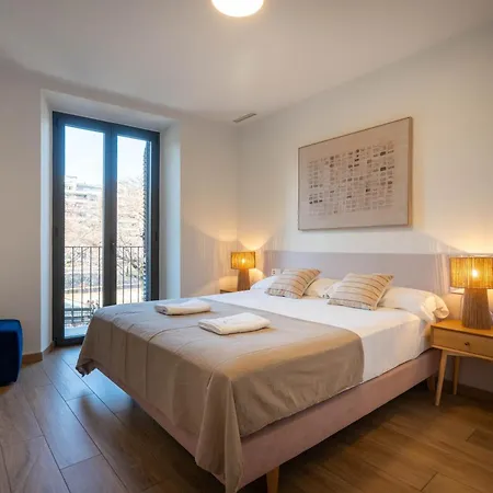 Modern Apartments In One Building, In The Heart Of Girona Apartment