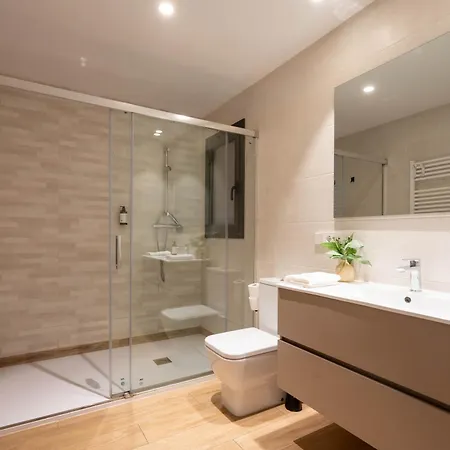 Apartment Modern Apartments In One Building, In The Heart Of Girona *