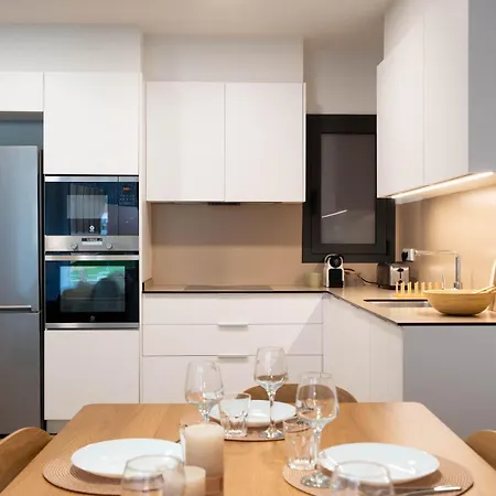 Modern Apartments In One Building, In The Heart Of Girona Apartment Girona