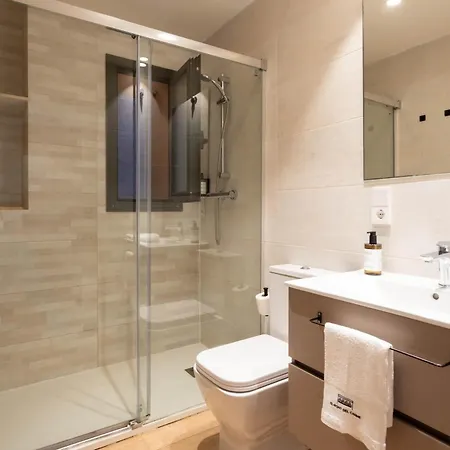 Apartment Modern Apartments In One Building, In The Heart Of Girona