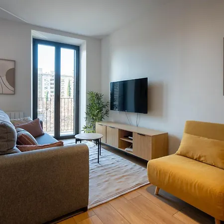 Modern Apartments In One Building, In The Heart Of Girona Apartment Girona