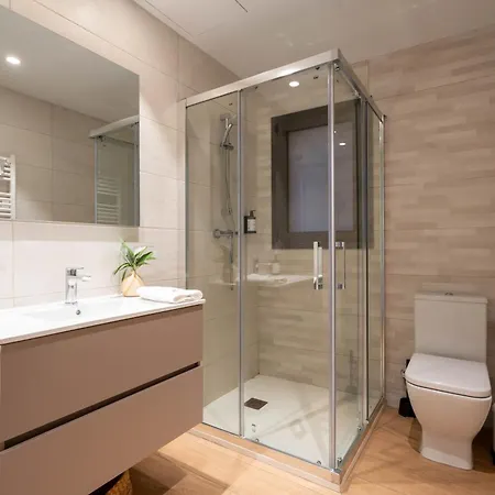 Modern Apartments In One Building, In The Heart Of Girona *