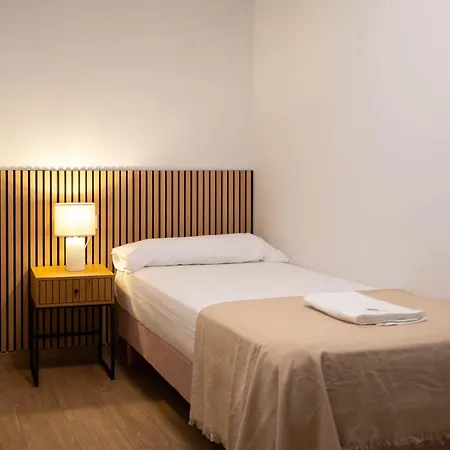 Modern Apartments In One Building, In The Heart Of Girona Apartment