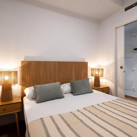 Modern Apartments In One Building, In The Heart Of Girona Apartment Girona