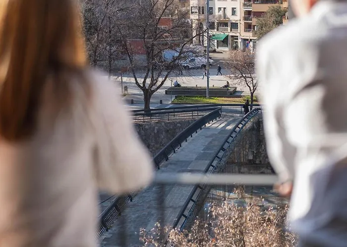 Апартаменти Modern Building *