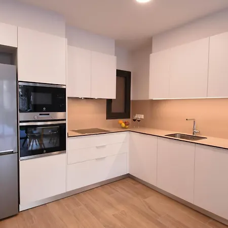 Апартаменты Modern Building Жирона